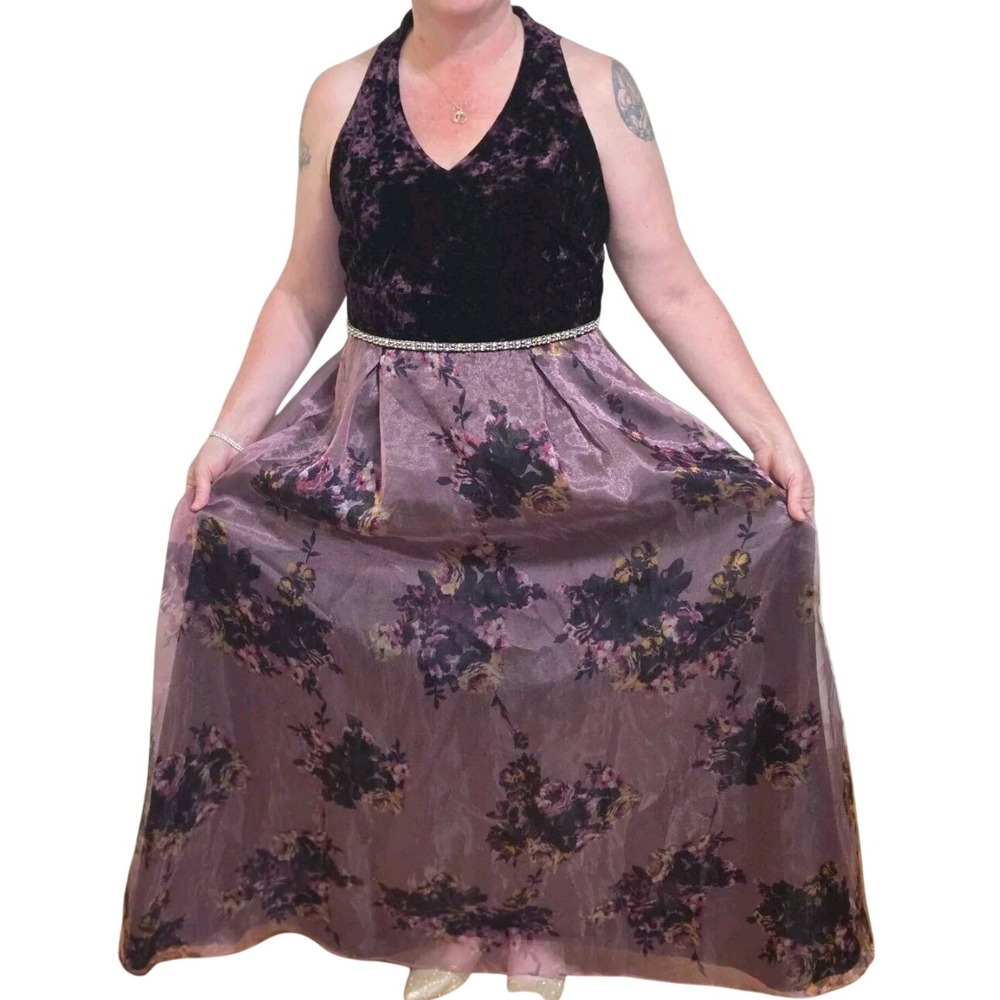 Ignite Evenings Velvet Floral Organza Rhinestone Halter Gown Plum Purple Size 18